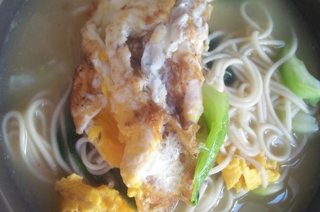 青菜鸡蛋面