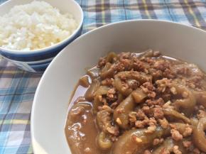 汤汁收浓即可出锅。