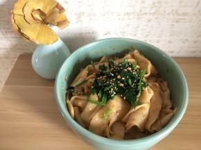 趁热拌匀即可。