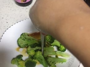 拌好即可食用，健康鲜美