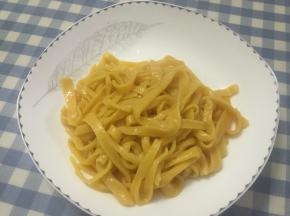 煮熟捞出，置于盘中，即可以食用，口味甘甜劲道