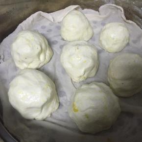 冷水上锅，水开后视窝窝头大小蒸10-15分钟左右