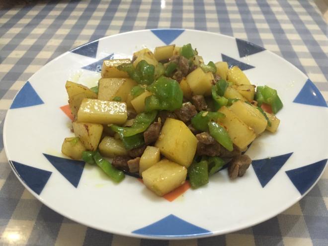 牛肉土豆丁