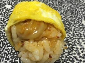 卷好放入盘中即可食用