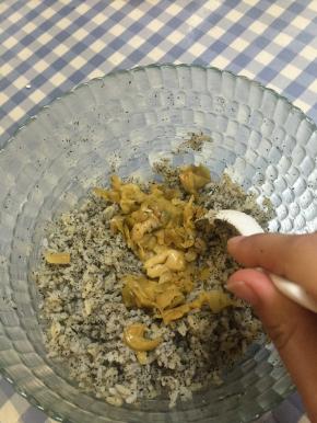 加入去皮榨菜片