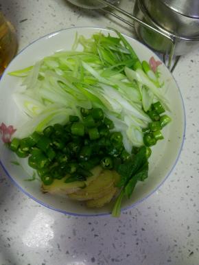 准备葱姜蒜