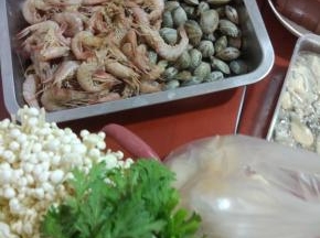 海鲜类，提前拿出，化冻