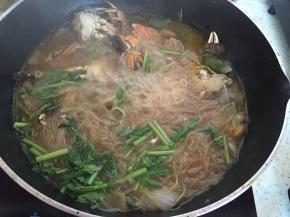 加入蒿菜，提色