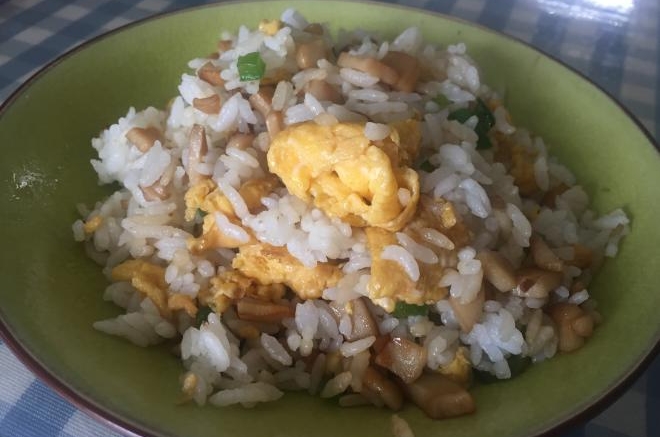 杏鲍菇蛋炒饭