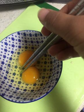 将鸡蛋打碎
