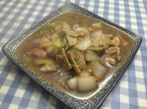 加入一点水，大火收汁，出锅即可。