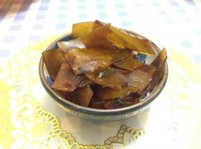 待冷却后，依照自己的口味撒上白糖