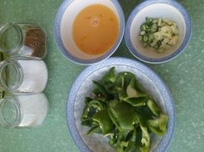 备好食材及调料