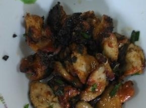 翻炒3分钟后，撒下葱花，出锅盛盘即可