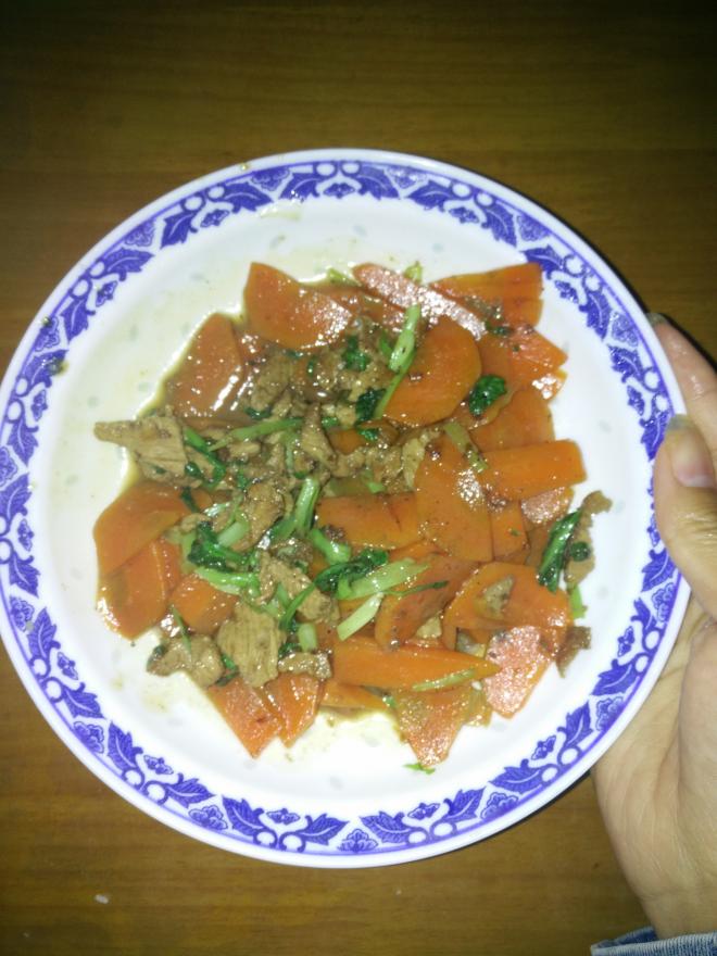 胡萝卜烧肉