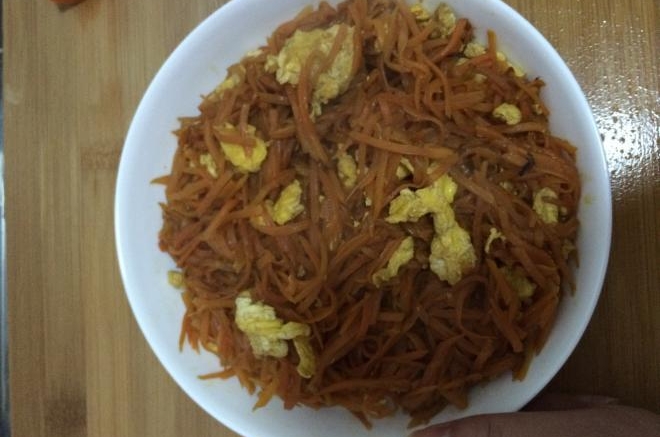 胡萝卜炒鸡蛋