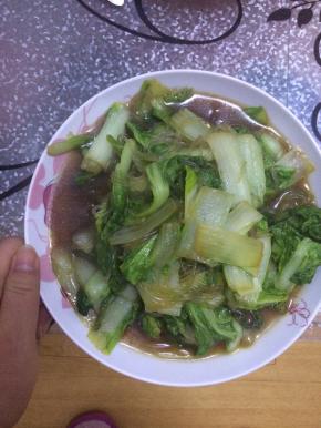 炖三分钟左右，出锅