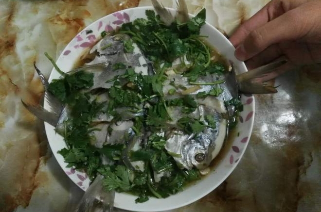清蒸鲳鱼