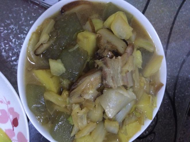 白菜土豆炖粉皮