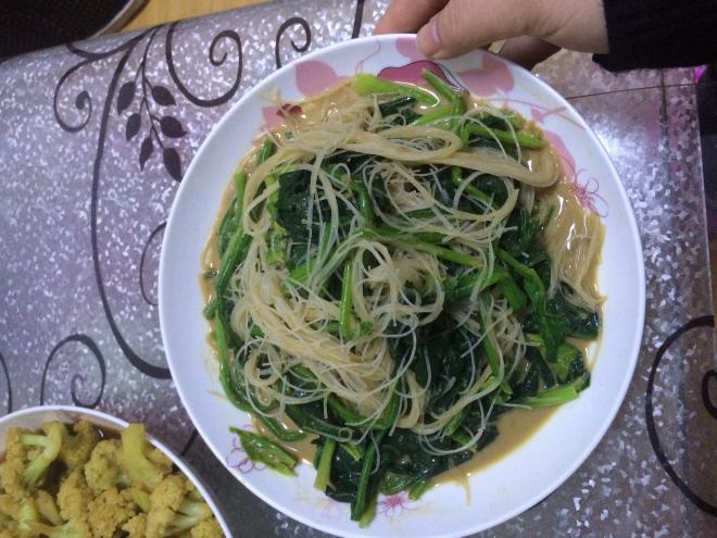 菠菜拌粉丝