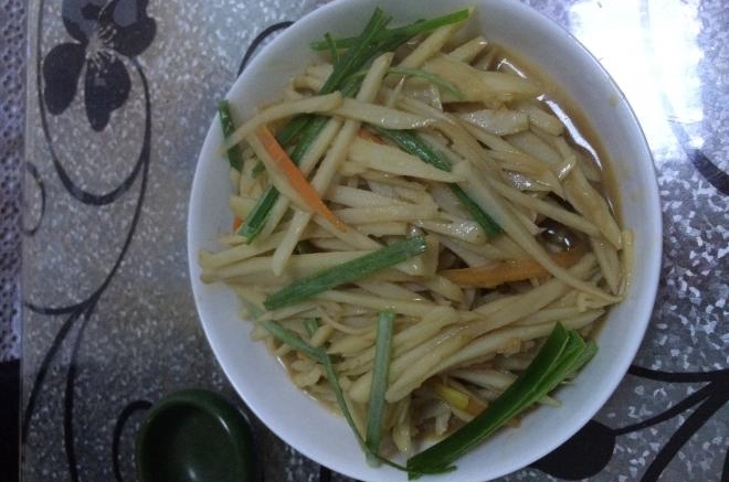 醋溜藕丝