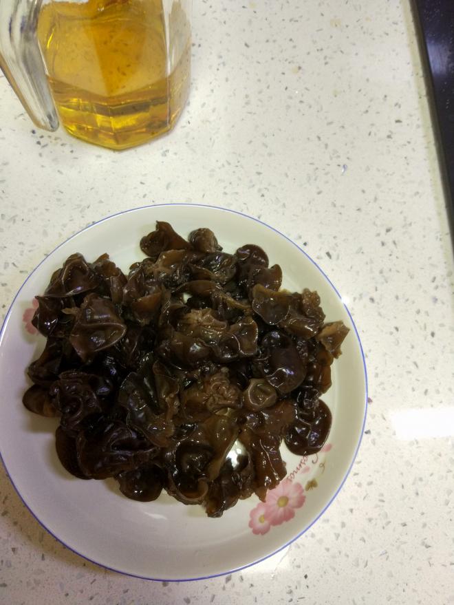 凉拌木耳