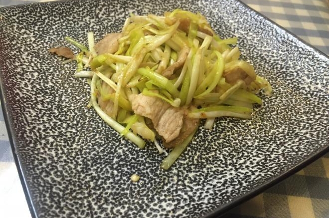 韭黄肉片
