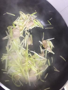 入味后，即可出锅