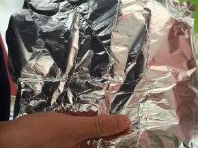 准备锡纸，私下烤盘大小