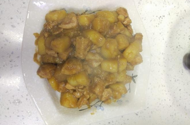 土豆炖鸡胸肉