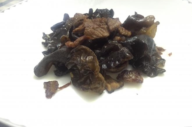 木耳肉