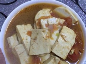 炖三分钟左右。出锅