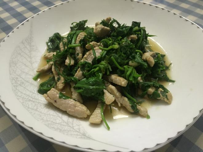 荠菜炒肉