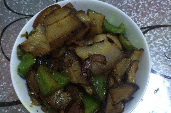 青椒炒腊肉