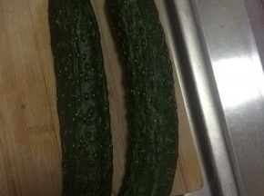 黄瓜清洗干净