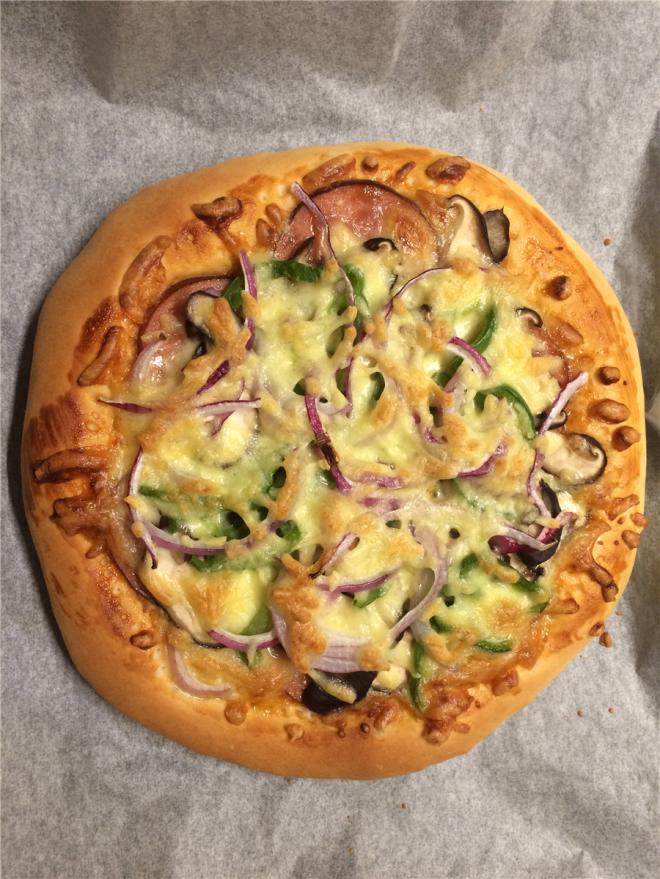 纯手工什锦披萨