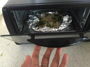 放入烤箱，调温度180度，烤10分钟