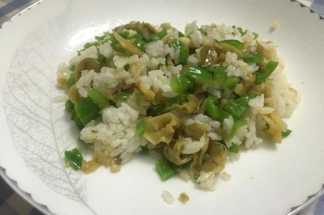 青椒榨菜炒饭