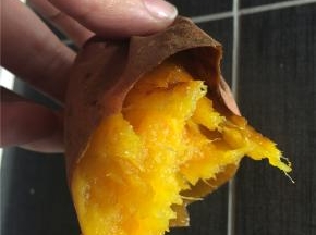 200度烤60分钟即可