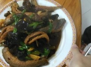 5分钟后出锅盛盘即可
