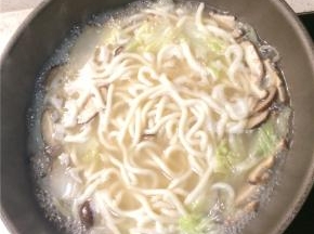 根据个人喜好加生抽或陈醋调味即可出锅