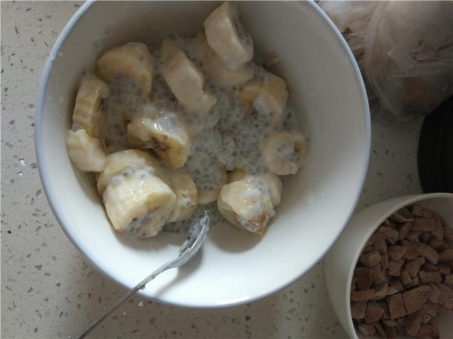 明列子香蕉沙拉