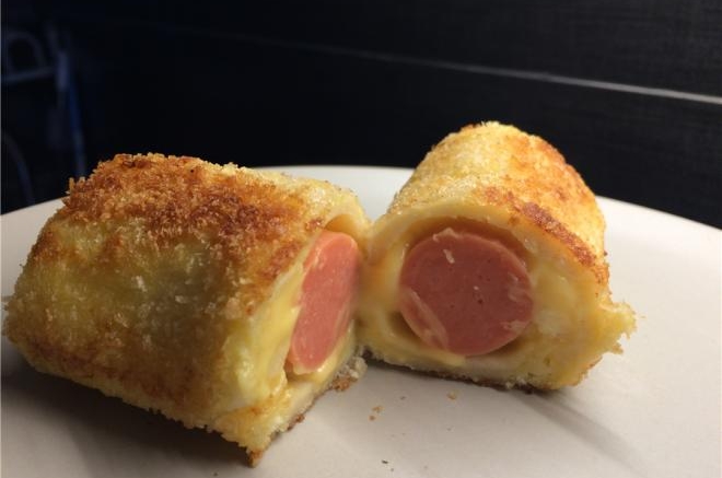 芝士香肠吐司卷