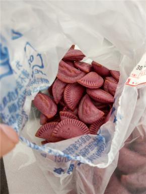 准备适量的慕尼卡