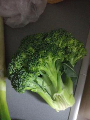 西蓝花适量清洗干净