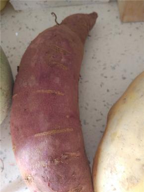 紫薯土豆去皮洗净切小块