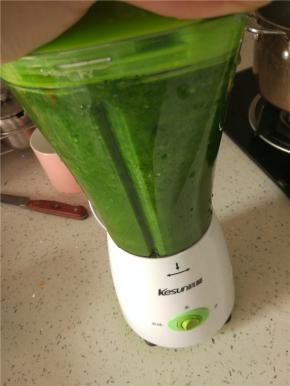 菠菜焯水打成泥