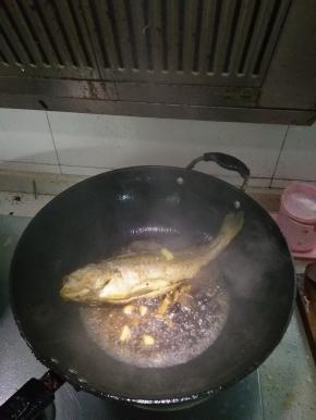 加水煮15分钟，如图