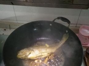 加水煮15分钟，如图