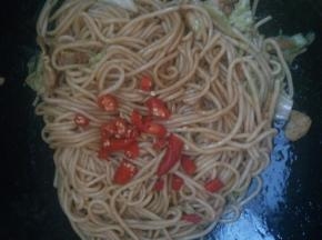 放辣椒 小火翻炒